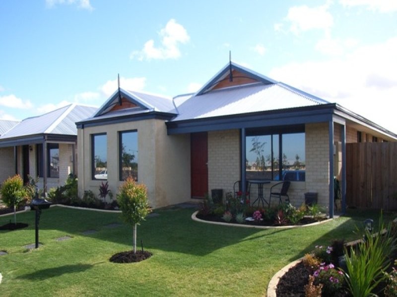 10 Coniston Drive, Ellenbrook WA 6069