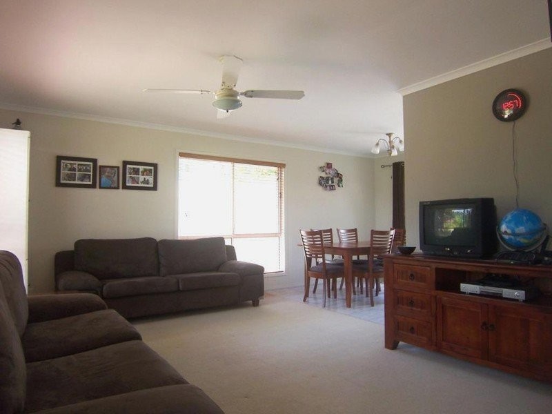 33 Jardine Drive, Springwood QLD 4127