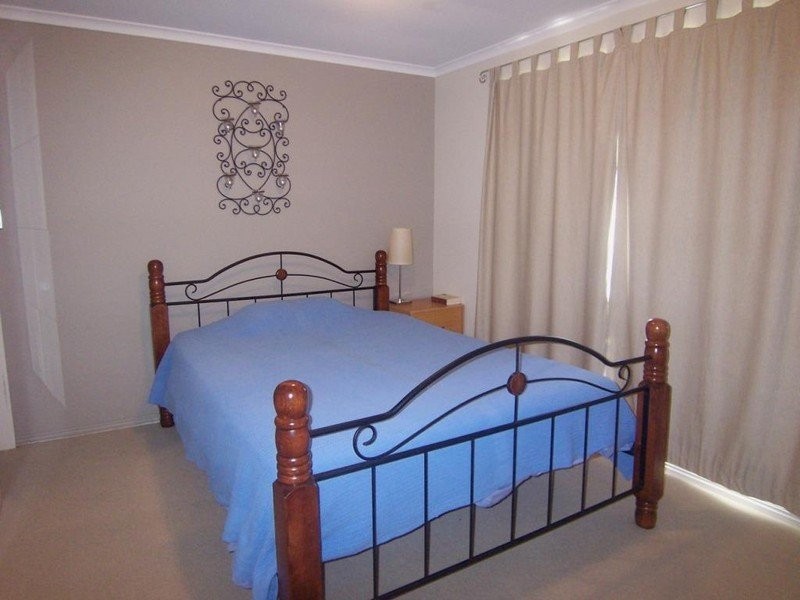 33 Jardine Drive, Springwood QLD 4127