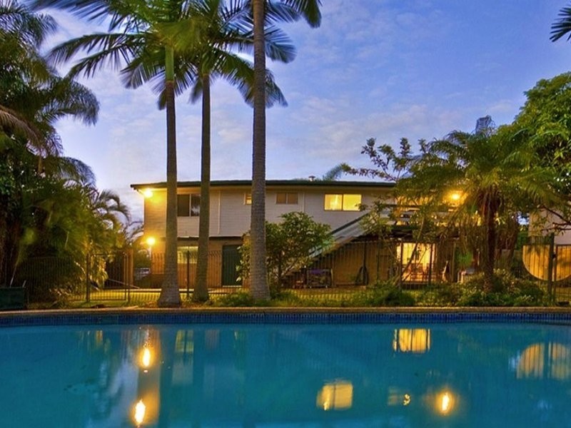 26 Roseland Avenue, Rochedale South QLD 4123