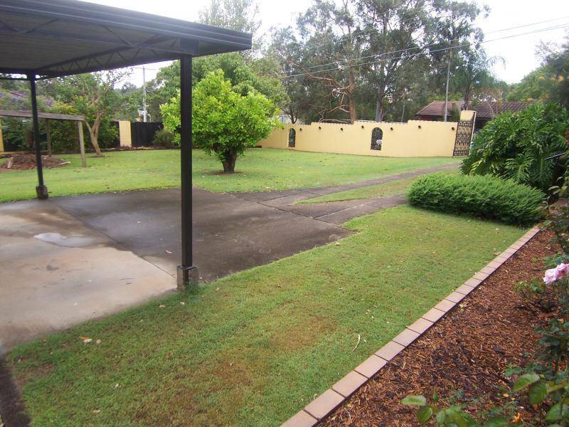 26 Azalea Avenue, Daisy Hill QLD 4127