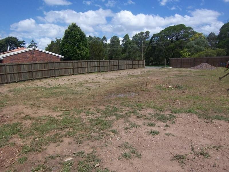 19 Lilac Street, Daisy Hill QLD 4127