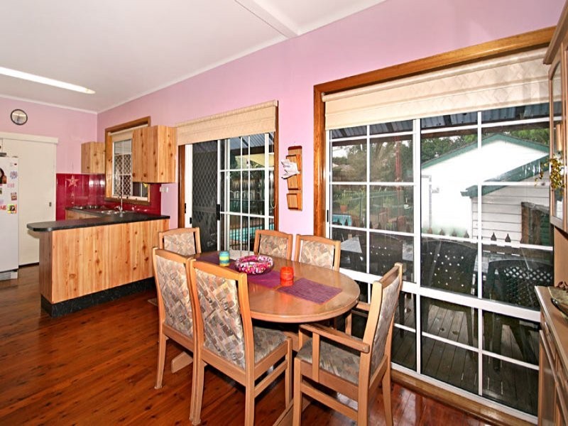 9 Auburn Street, Point Frederick NSW 2250