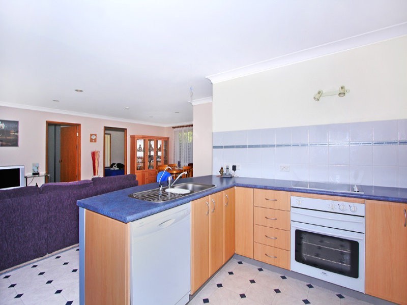 14 Eden Grove, Erina NSW 2250