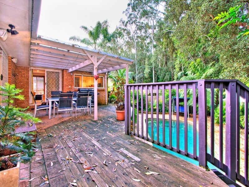 16 Childs Close, Green Point NSW 2251