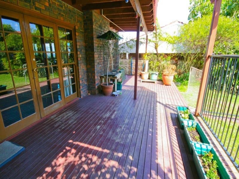 20 Caroline Street, East Gosford NSW 2250