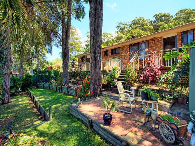 8 Woodview Road, Springfield NSW 2250