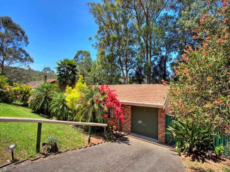 8 Woodview Road, Springfield NSW 2250