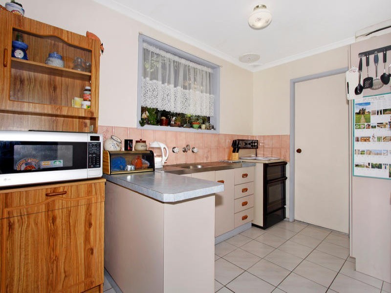 8 Woodview Road, Springfield NSW 2250