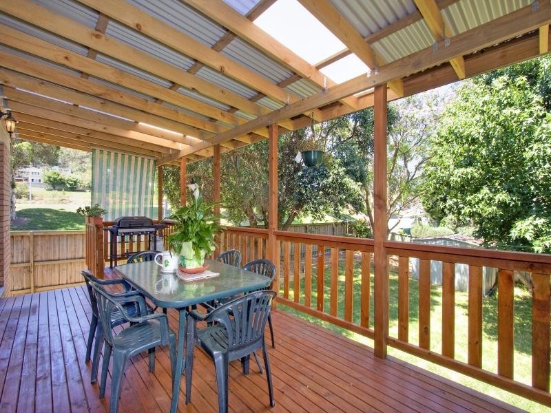 23 Spring Avenue, Springfield NSW 2250