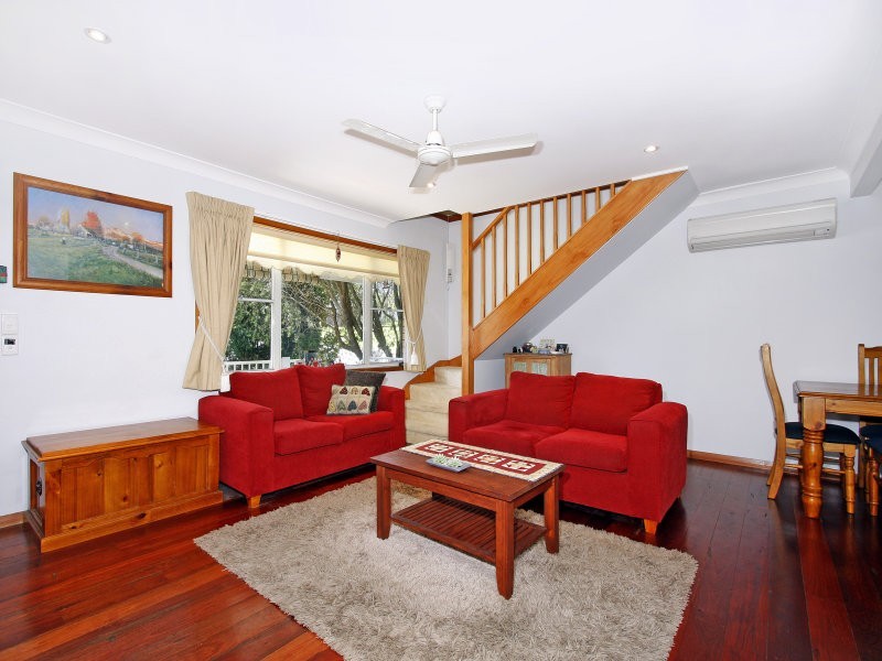 23 Spring Avenue, Springfield NSW 2250