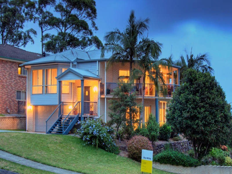2 Cooper Road, Green Point NSW 2251
