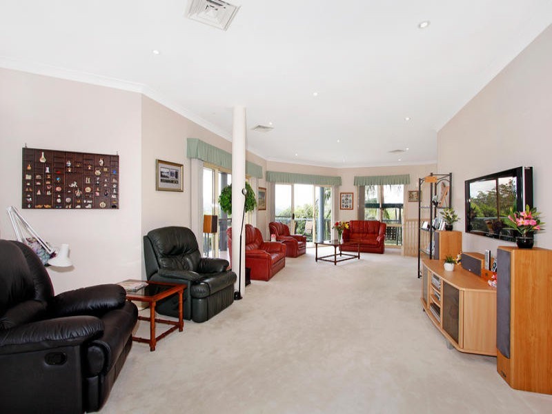 2 Cooper Road, Green Point NSW 2251