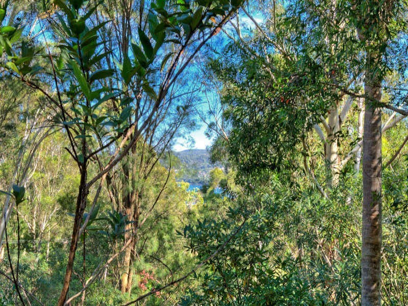 73 Bayview Avenue, East Gosford NSW 2250