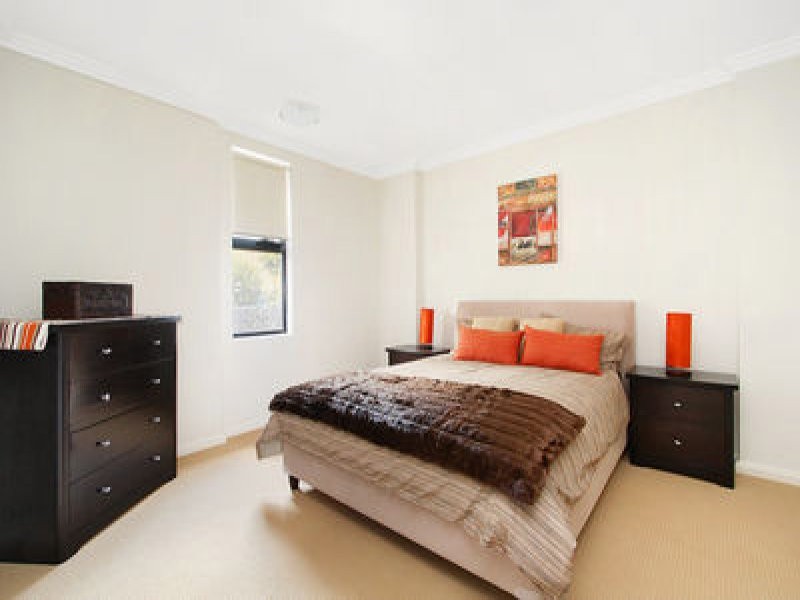 2/24 – 26 Watt Street, Gosford NSW 2250