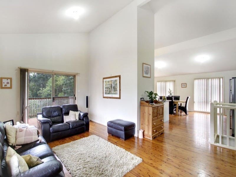 23 Thames Drive, Erina NSW 2250