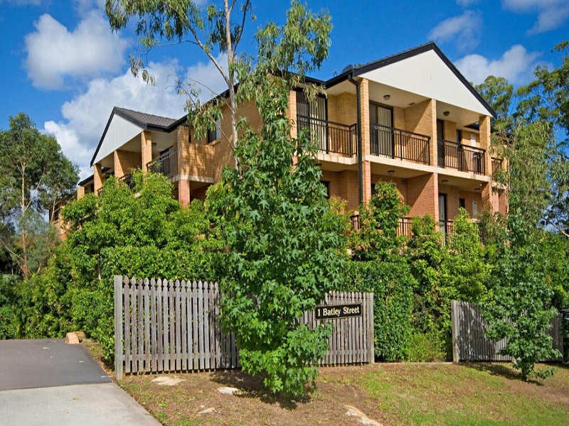 8/1 Batley Street, Gosford NSW 2250