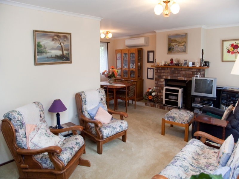 16 Highland Road, Green Point NSW 2251