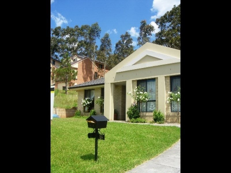 18 Camden Way, Watanobbi NSW 2259