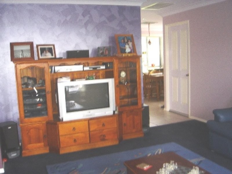 18 Camden Way, Watanobbi NSW 2259