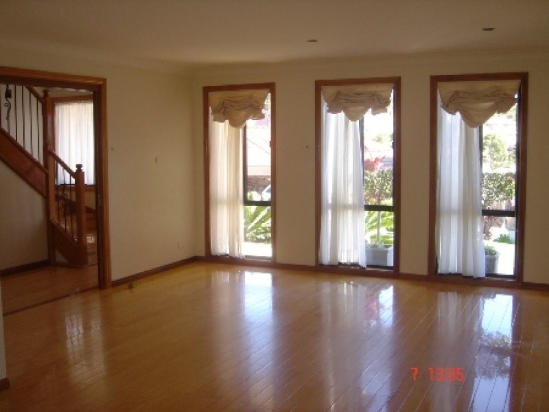 5 Sunhill Crescent, Erina NSW 2250