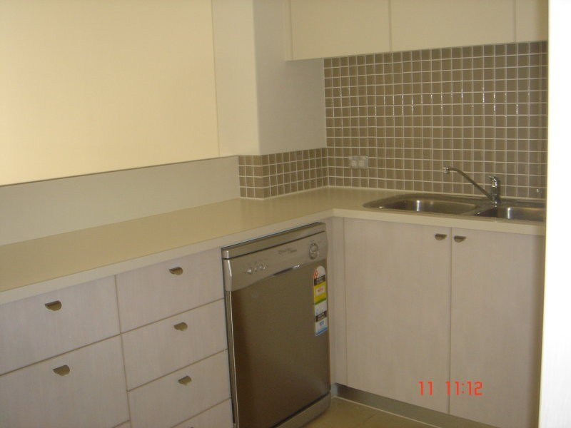 345/80 John Whiteway Drive, Gosford NSW 2250