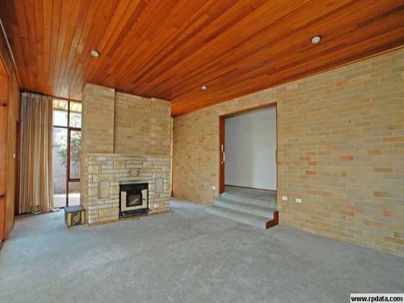 44 Asca Drive, Green Point NSW 2251