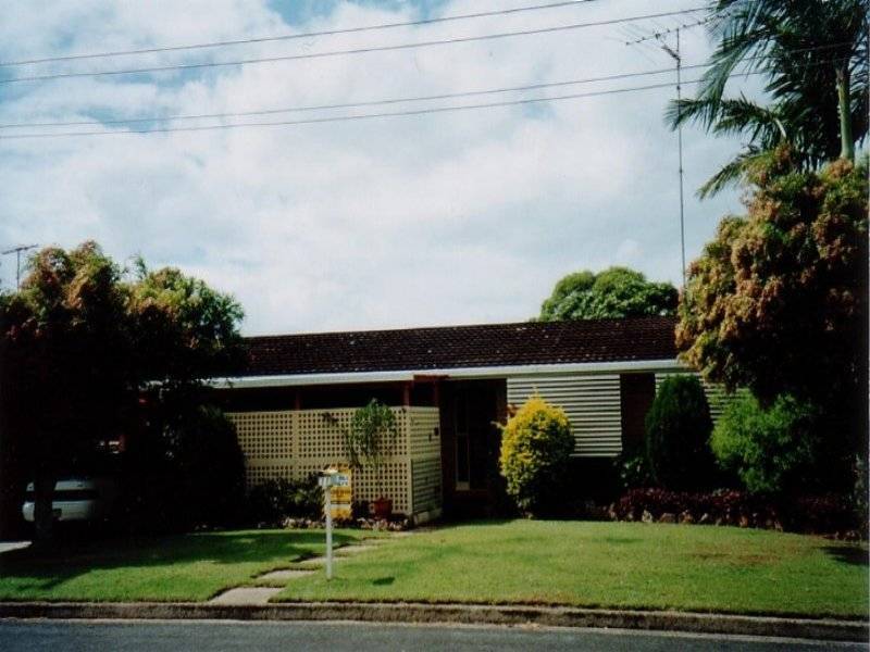 11 Girua Street, Bli Bli QLD 4560