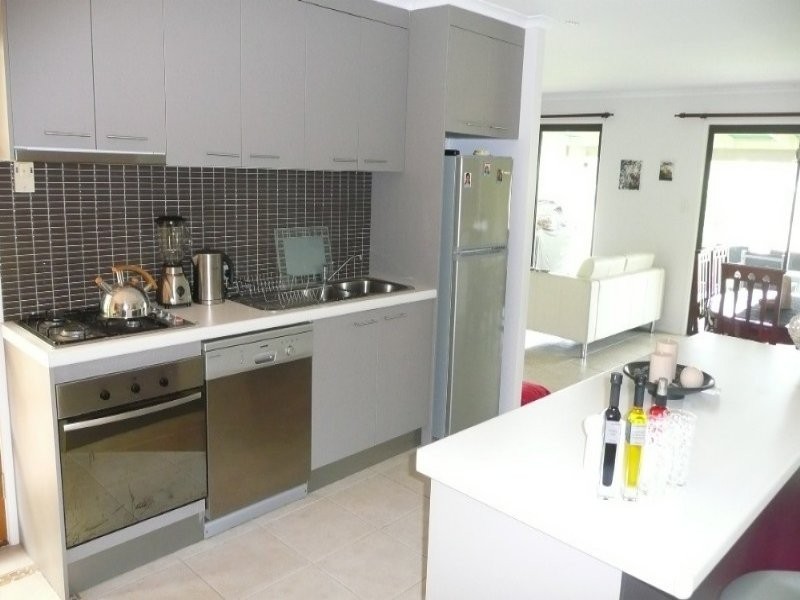 6 Nabal Street, Bli Bli QLD 4560
