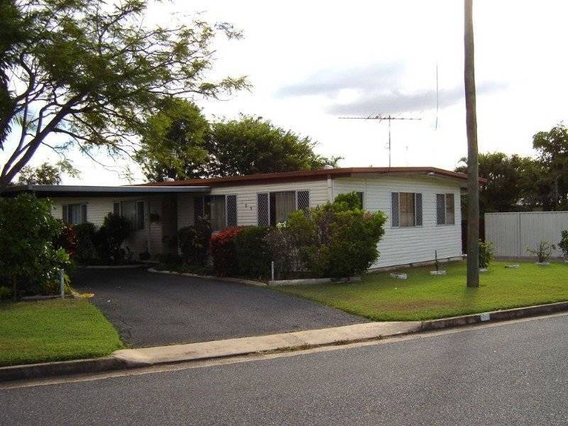 109 Menzies St, Park Avenue QLD 4701