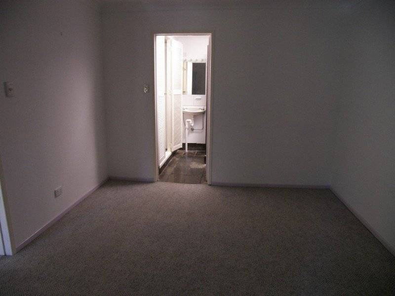 36 Kellow Street, The Range QLD 4700