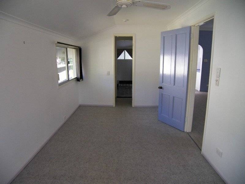 36 Kellow Street, The Range QLD 4700