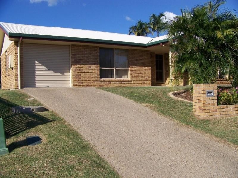 1 Van Haeren Street, Kawana QLD 4701