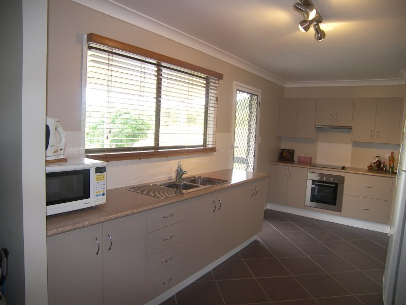 142 Peckovers Road, Cawarral QLD 4702