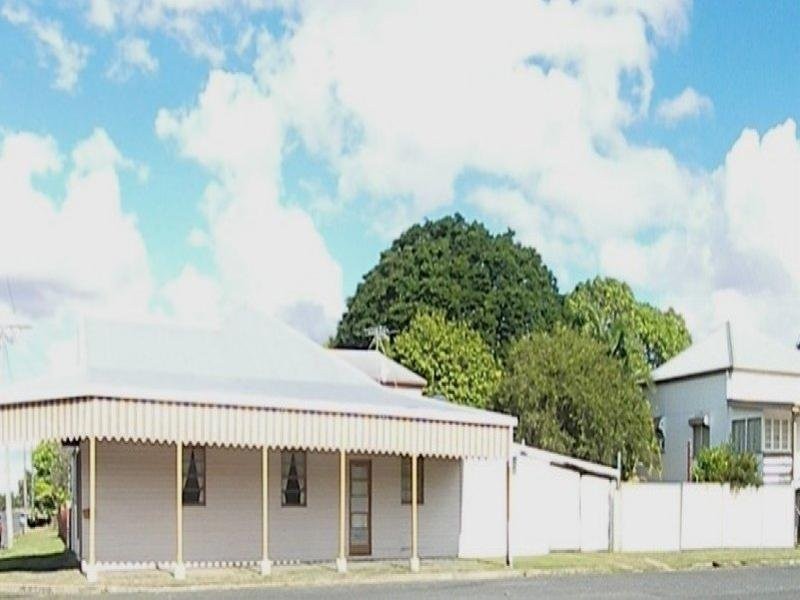 294 East Street, Depot Hill QLD 4700