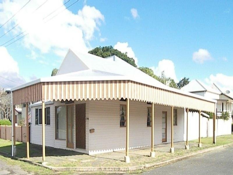 294 East Street, Depot Hill QLD 4700