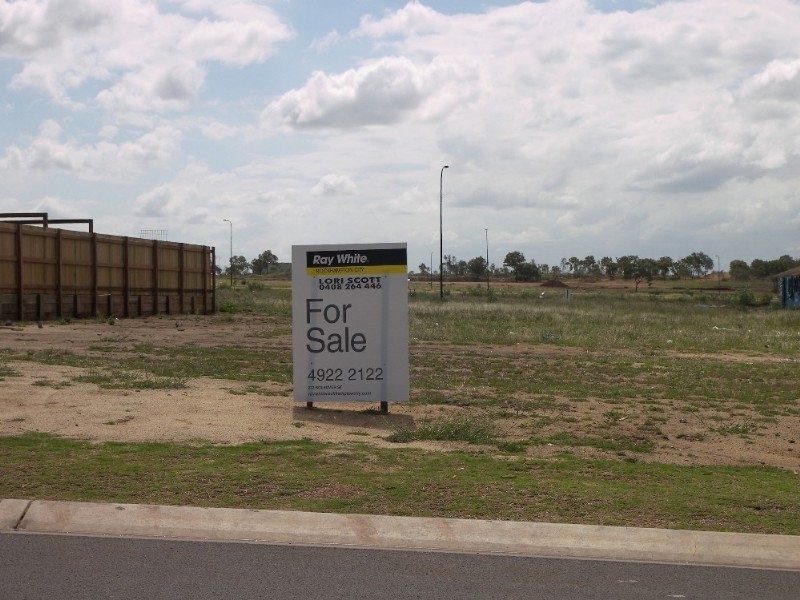 62 Buxton Drive, Gracemere QLD 4702