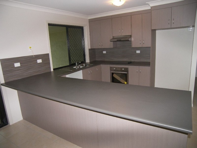 12 Sturt Crt, Gracemere QLD 4702