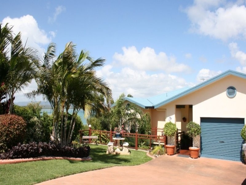 31 Captain Blackwood Drive, Sarina Beach QLD 4737