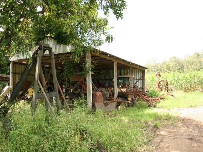 100 Whitaker Road, Sarina QLD 4737