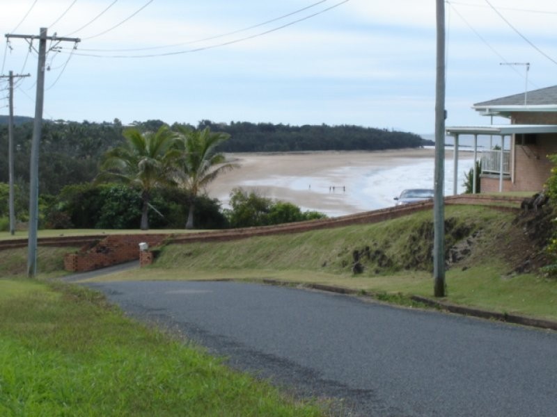 7 Captain Blackwood Drive, Sarina Beach QLD 4737