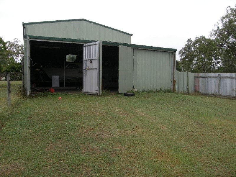 56 Crescent Street, Armstrong Beach QLD 4737