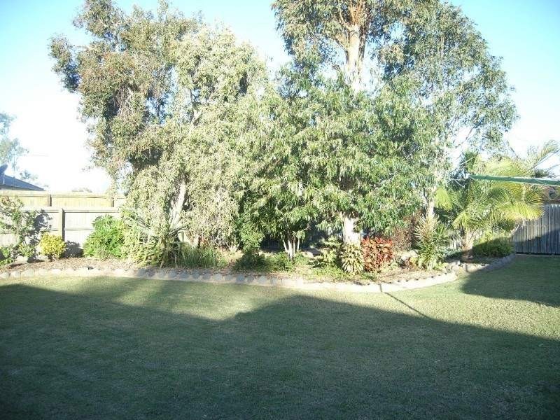4 Davidson St, Bargara QLD 4670