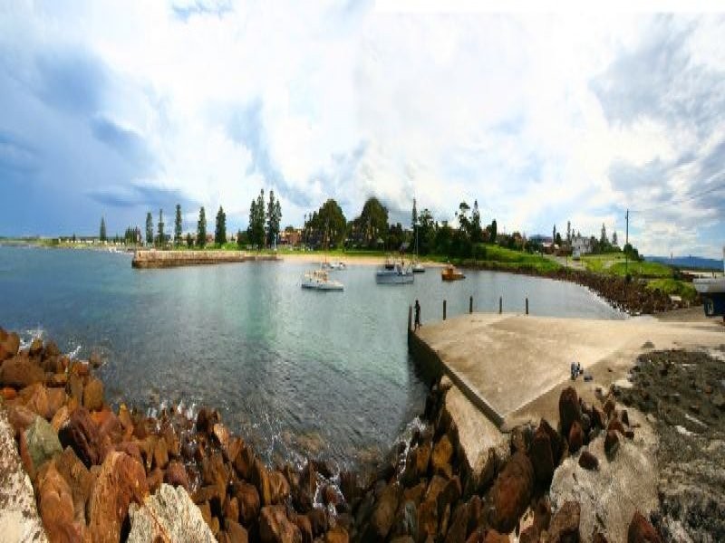 2 Towns Street, Shellharbour NSW 2529