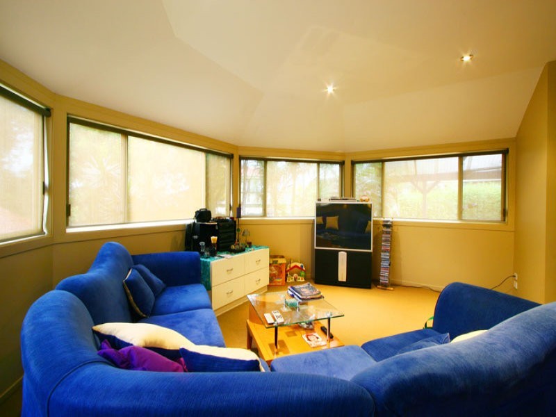 49 Coolawin Crescent, Shellharbour NSW 2529