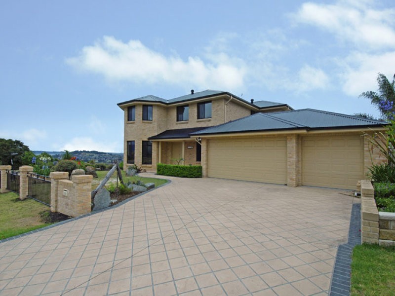 1 Lorikeet Place, Blackbutt NSW 2529