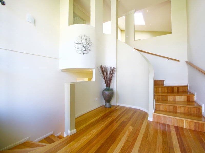 8 Hayman Crescent, Shell Cove NSW 2529