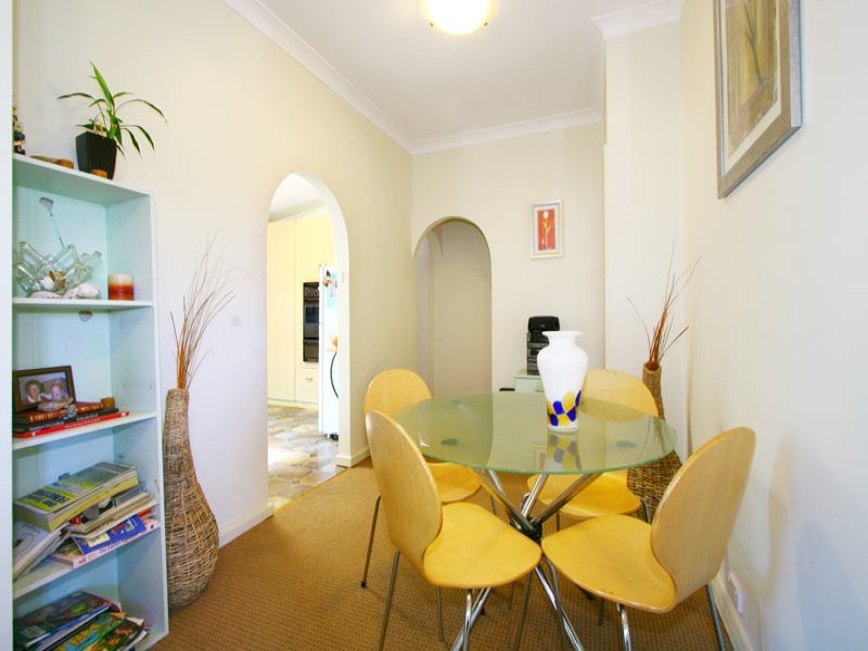 51 Osborne Parade, Warilla NSW 2528