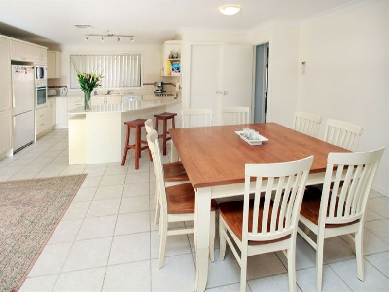 10 Forester Crescent, Cherrybrook NSW 2126