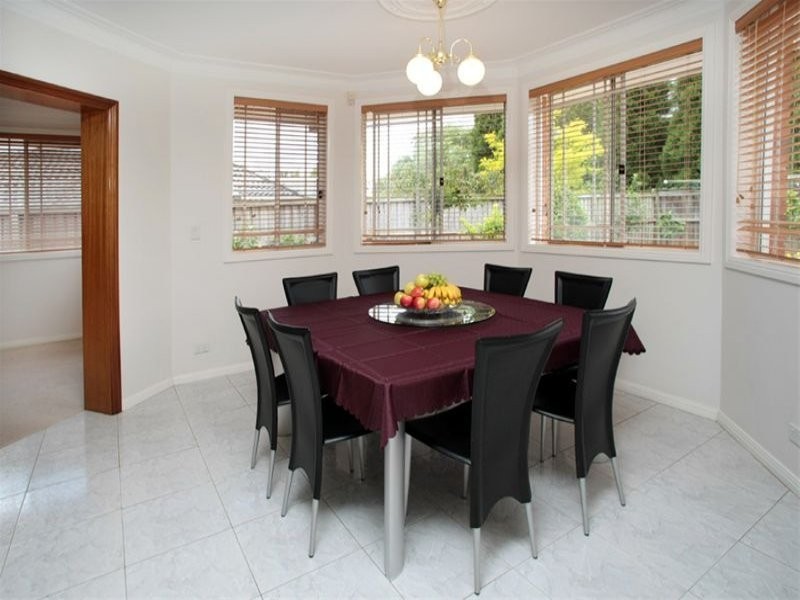 40 Oakhill Drive, Castle Hill NSW 2154